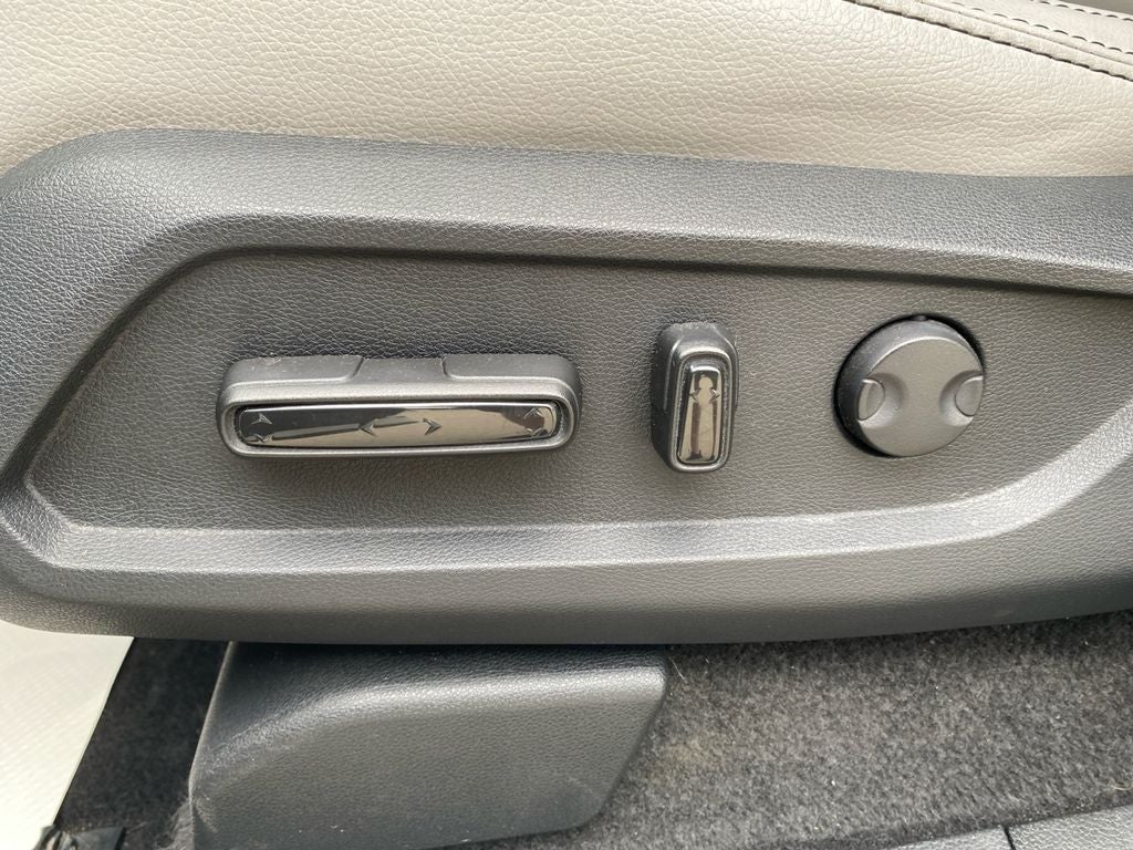 2023 Honda Pilot EX-L 8 Passenger
