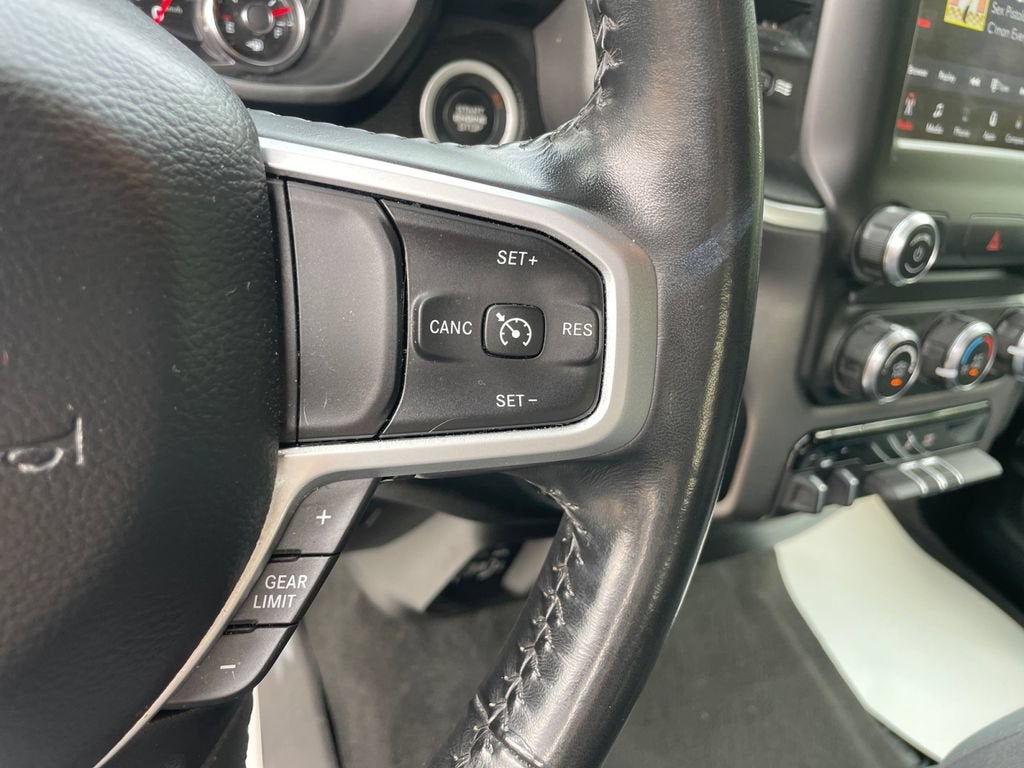 2021 RAM 1500 Big Horn Crew Cab 4x4 5'7" Box