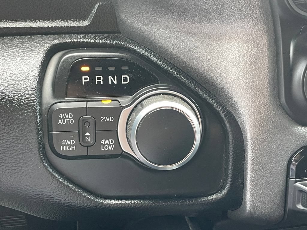 2019 RAM 1500 Big Horn/Lone Star Crew Cab 4x4 6'4" Box