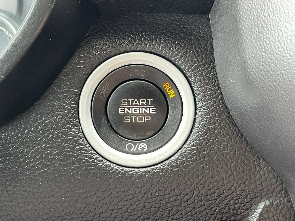 2019 RAM 1500 Big Horn/Lone Star Crew Cab 4x4 6'4" Box