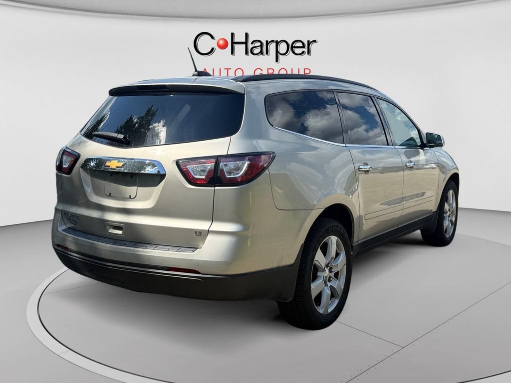2017 Chevrolet Traverse LT