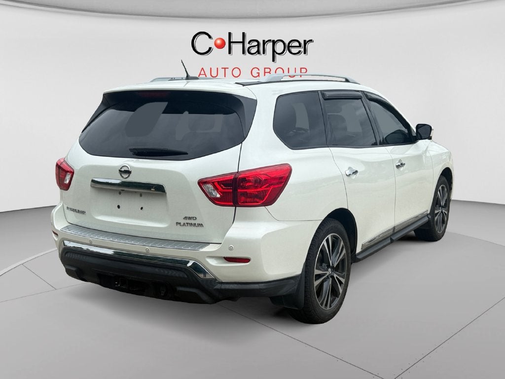 2017 Nissan Pathfinder Platinum