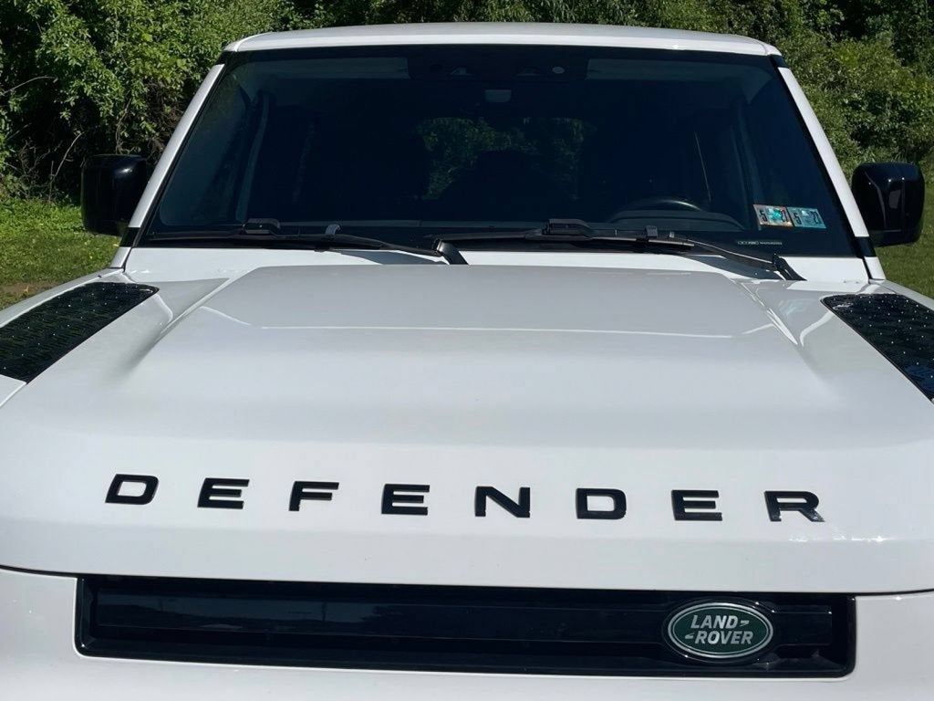 2023 Land Rover Defender 110 S